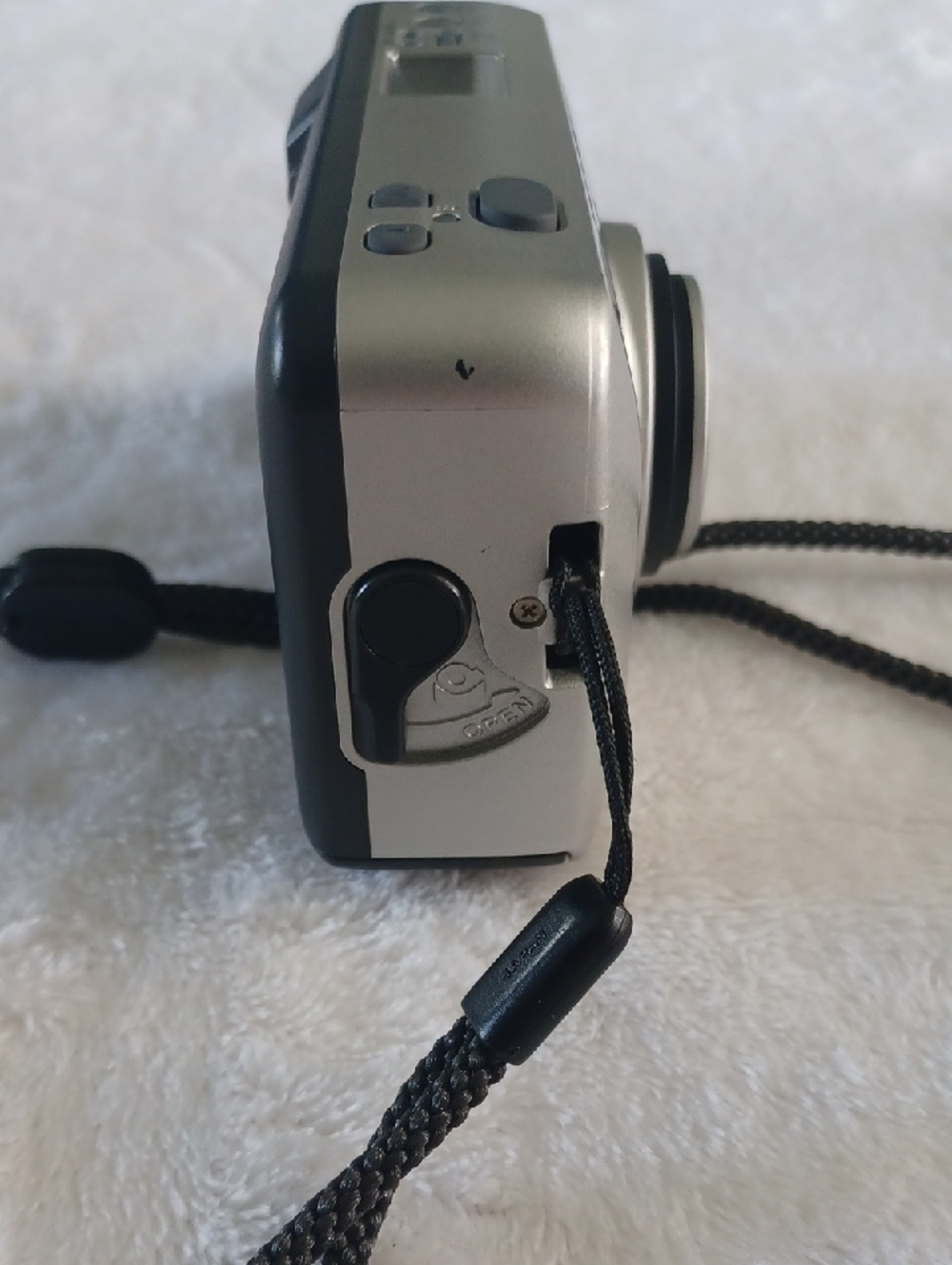 Konica BM-S 630Z camera - Picture 6 of 10